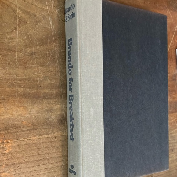Book : Brando for Breakfast by Anna Kashfi Brando & E.P.Stein Hardcover - Picture 9 of 10
